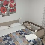 A Casa Di Elena E Francesco Apartment *