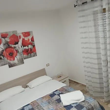 아파트 A Casa Di Elena E Francesco