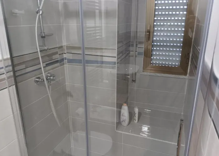 아파트 A Casa Di Elena E Francesco *