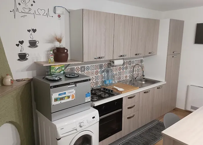 아파트 A Casa Di Elena E Francesco 베르날다